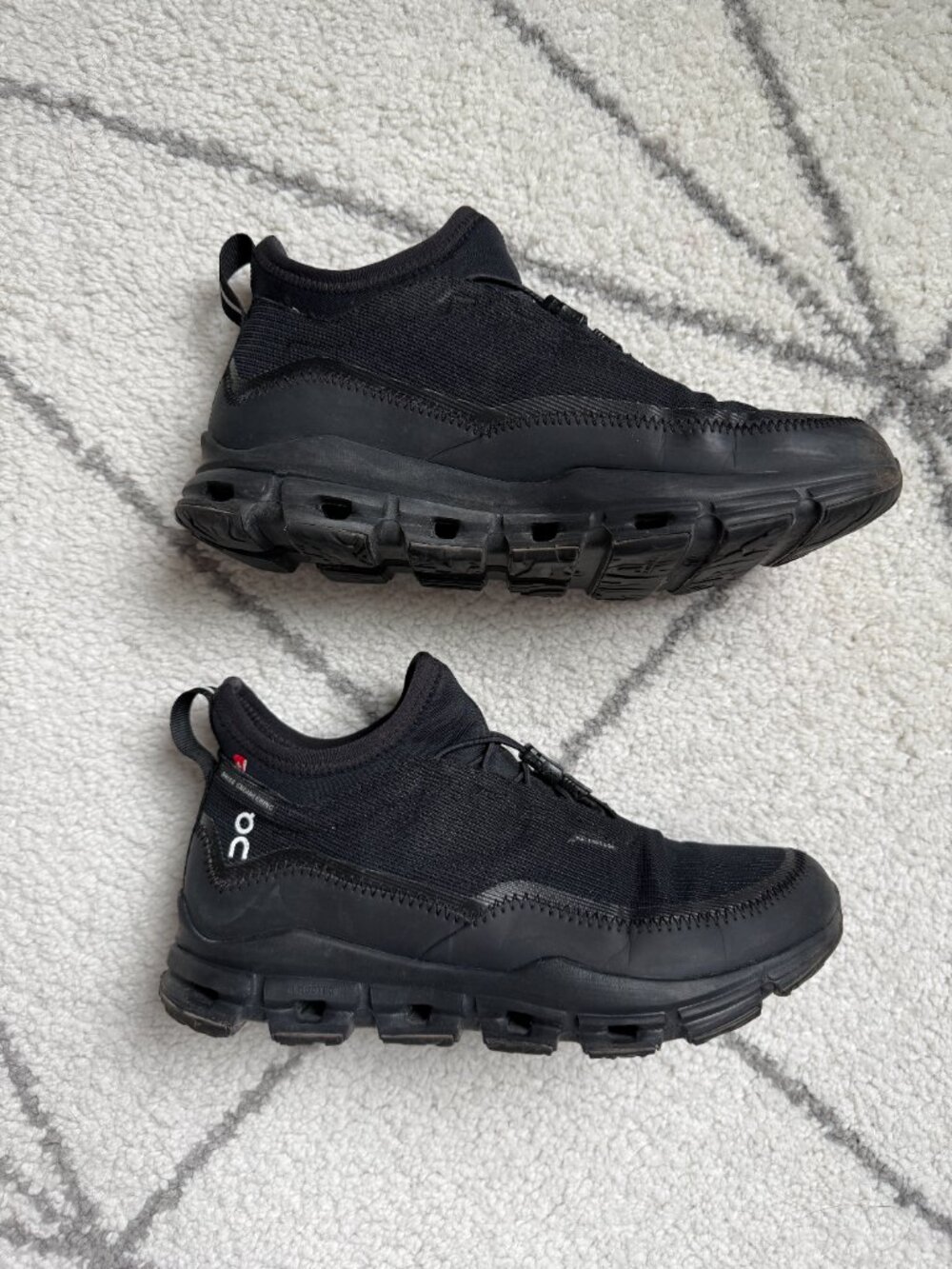 On Running CloudAway Waterproof Limited Edition Size 8